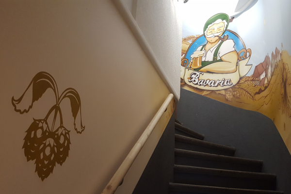 L'escalier de la Bav - Brasserie 